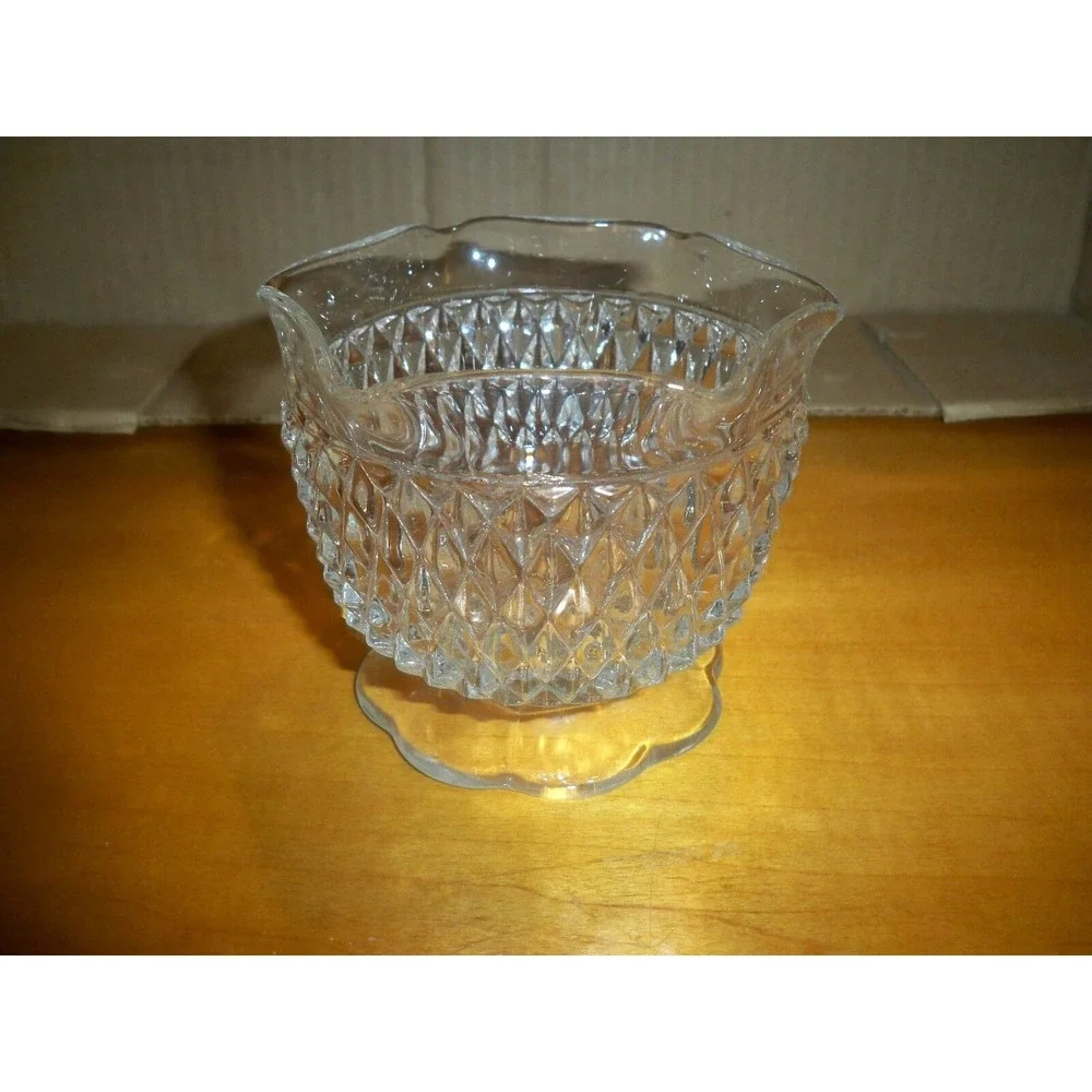 EAPG Glass Diamond Pattern Footed‎ Bowl Candy Dish Dessert Cup footed ruffled